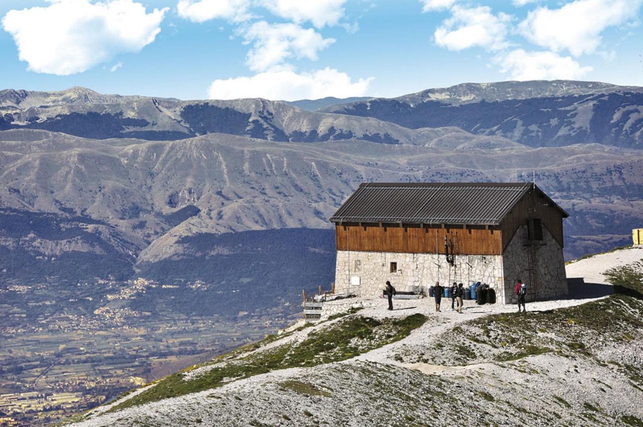 Complesso Turistico Aurora - Appartamenti Poggio Picenze Zewnętrze zdjęcie