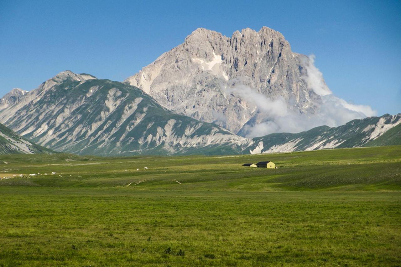 Complesso Turistico Aurora - Appartamenti Poggio Picenze Zewnętrze zdjęcie