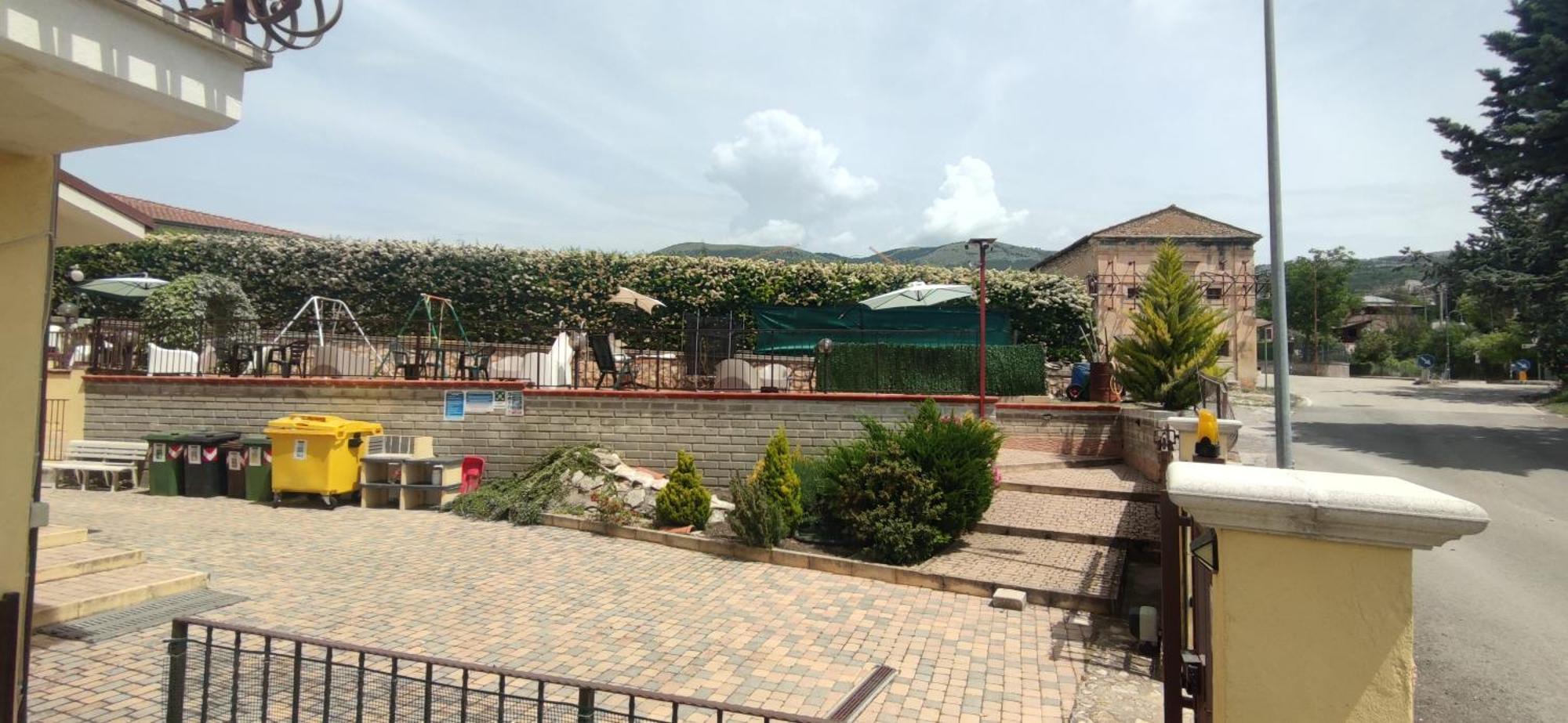 Complesso Turistico Aurora - Appartamenti Poggio Picenze Zewnętrze zdjęcie